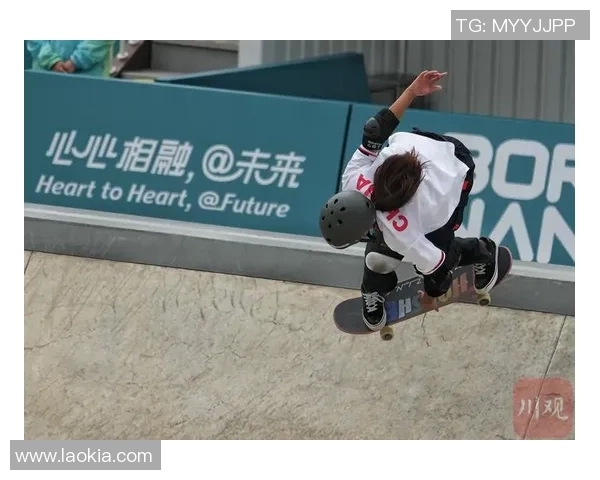 滑板文化的碰撞与融合：深入杭州滑板队的默契配合与团队精神